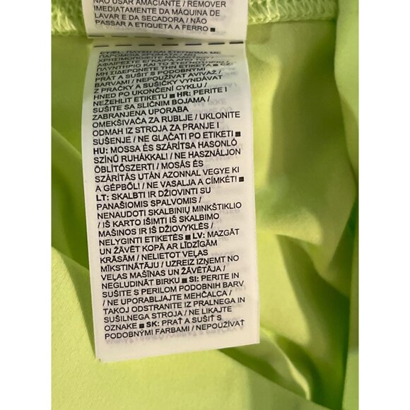 Athleta Salutation Stash 5" Womens High-Waisted Neon Yellow Shorts Size M Nylon/ - Picture 10 of 12